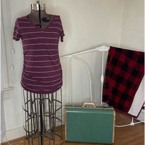 Liz Lange maternity top, Medium, maroon w/white stripes, cinched sides